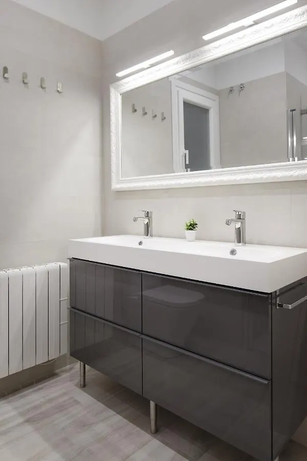 Always Easy I Tabakalera Apartment San Sebastian