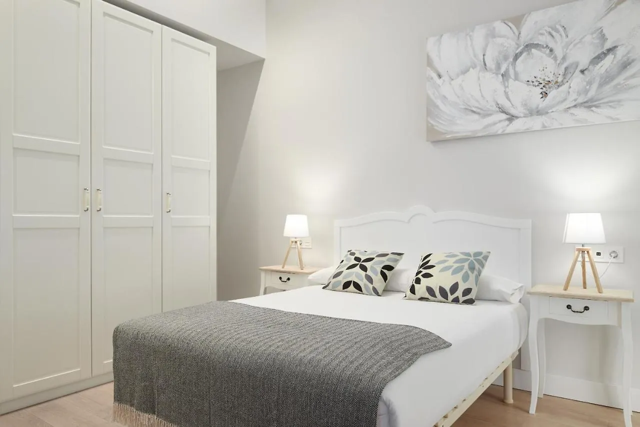 Always Easy I Tabakalera Apartment San Sebastian 0*,