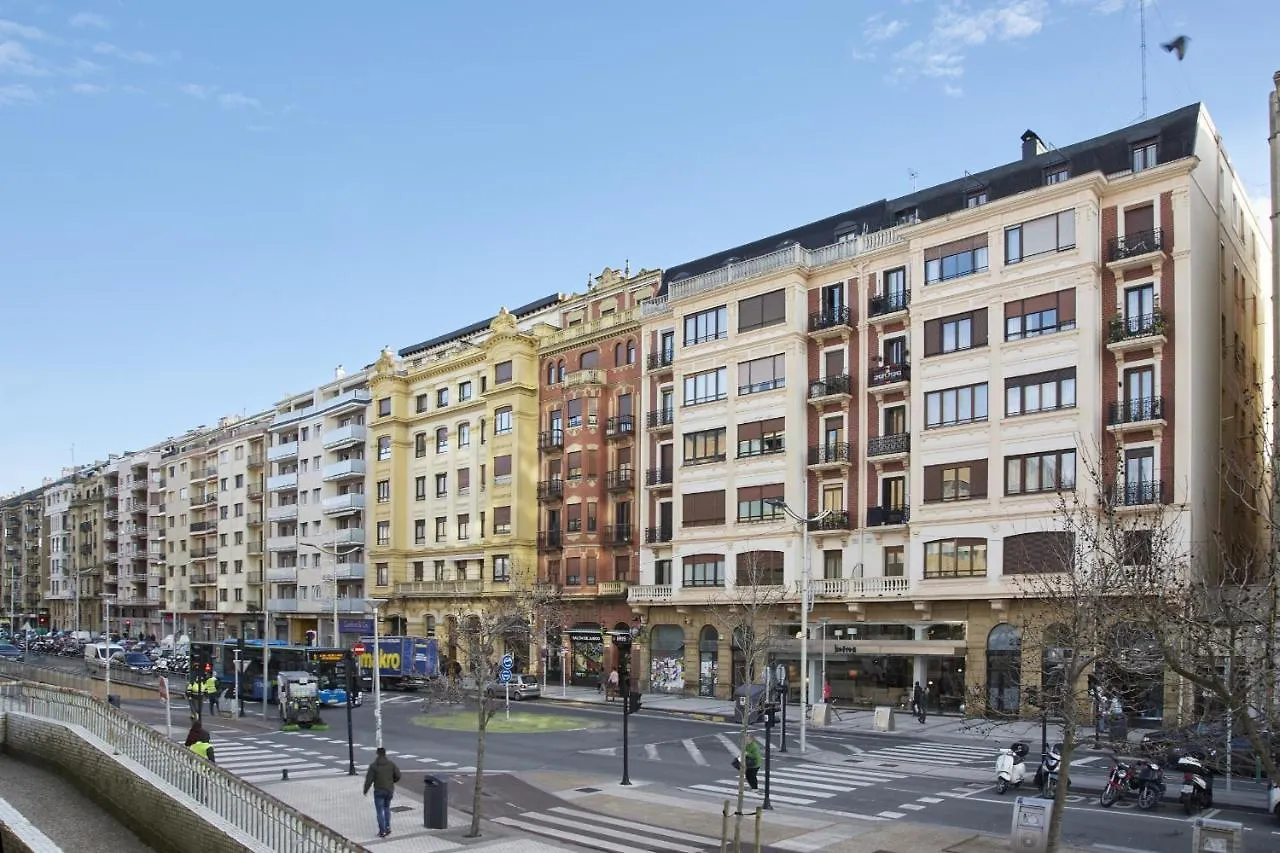 Always Easy I Tabakalera Apartment San Sebastian Spain